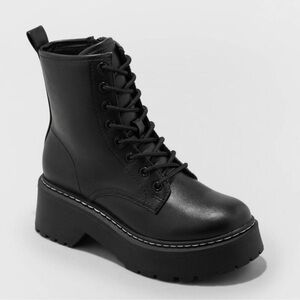NWOT Black Lace-Up Platform Boots